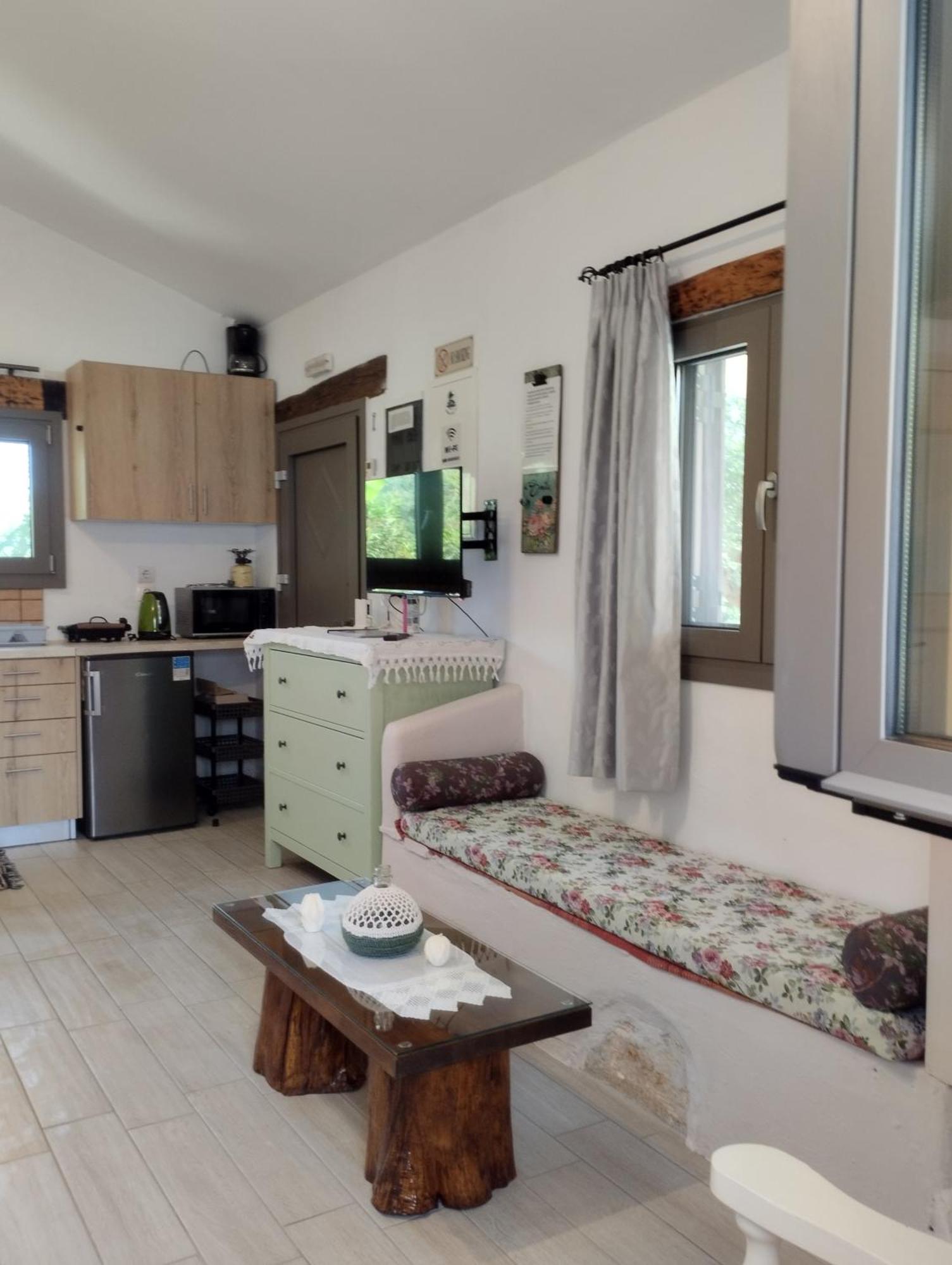 Olea Cottage Galatás 외부 사진